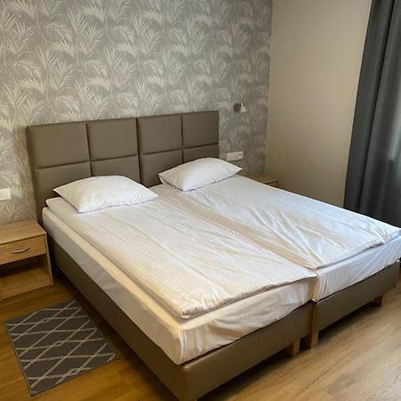 Gracja Bed & Breakfast Warsaw Ngoại thất bức ảnh